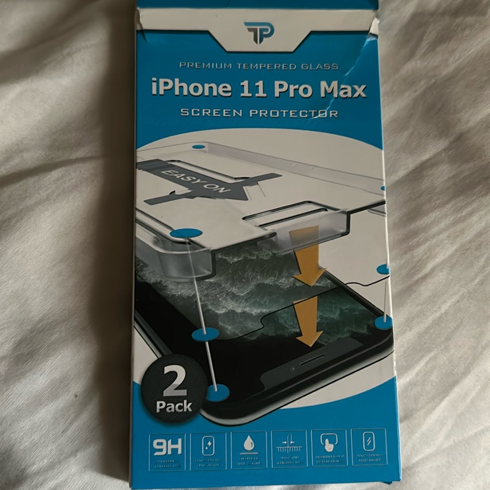 iPhone 11 Pro Max screen protector